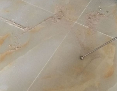 东昌瓷砖空鼓维修公司分享粘合剂选择不当在瓷砖铺贴过程中可能导致以下问题